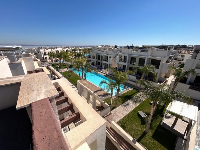 Apartment for Sale in Urbanizacion Los Balcones, Alicante 2
