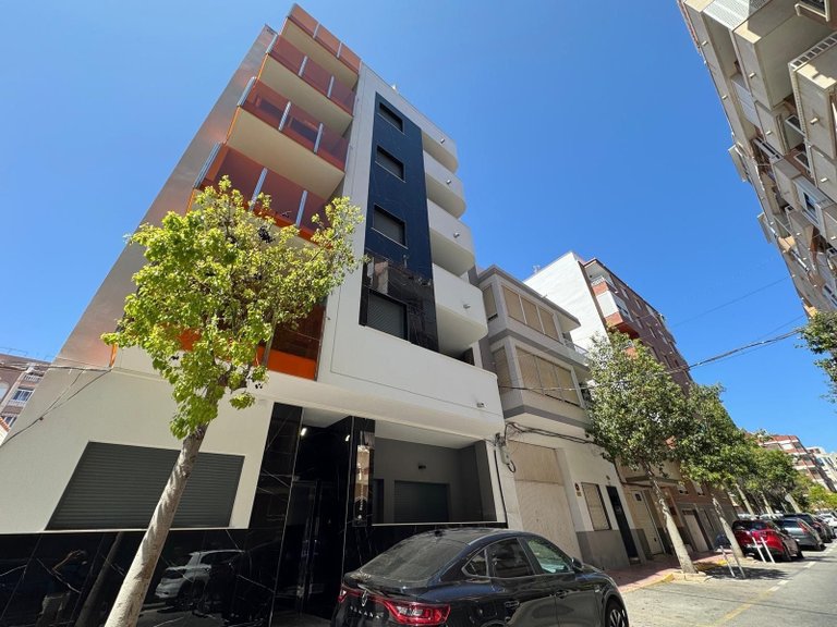 Apartment for Sale in Torrevieja, Alicante 1