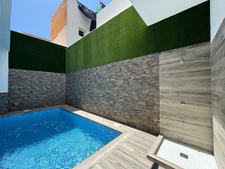 Apartment for Sale in Torrevieja, Alicante 23