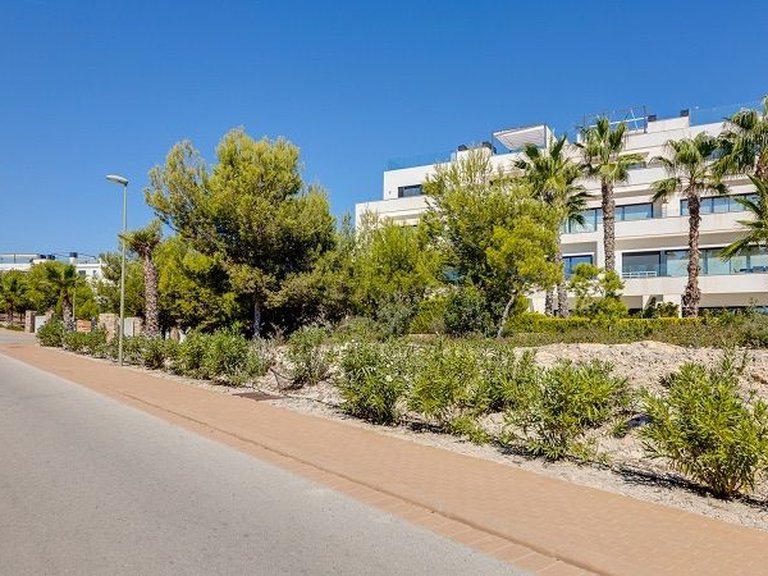 Apartment for Sale in Dehesa De Campoamor, Alicante 3