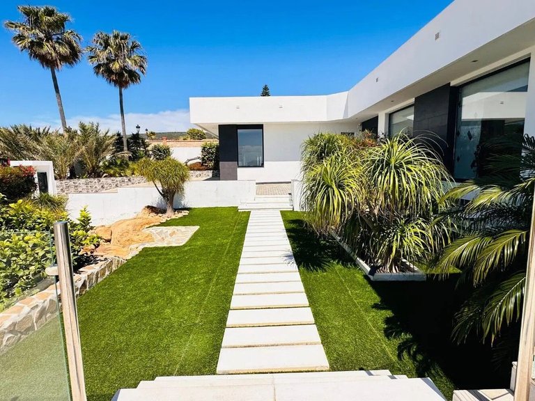 Villa for Sale in Manilva, Malaga 41