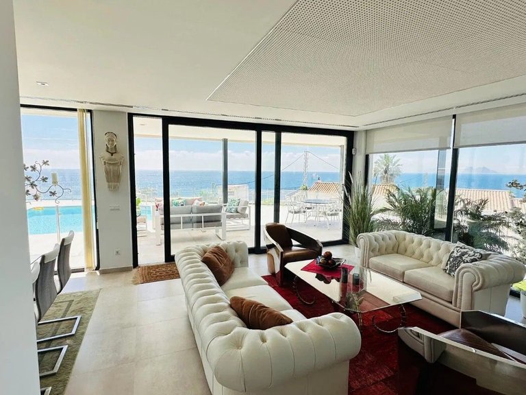 Villa for Sale in Manilva, Malaga 10