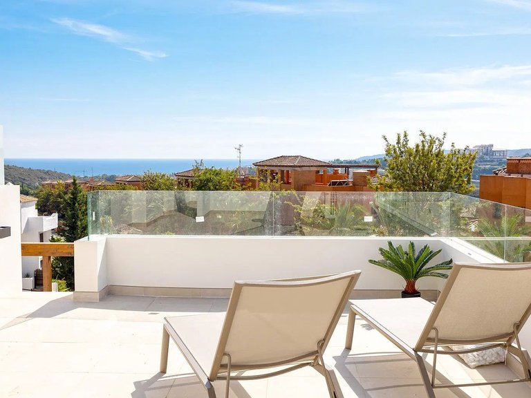 Apartment for Sale in Casares, Malaga 1