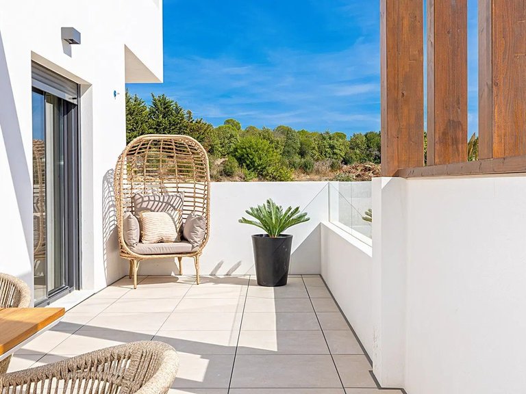 Apartment for Sale in Casares, Malaga 5