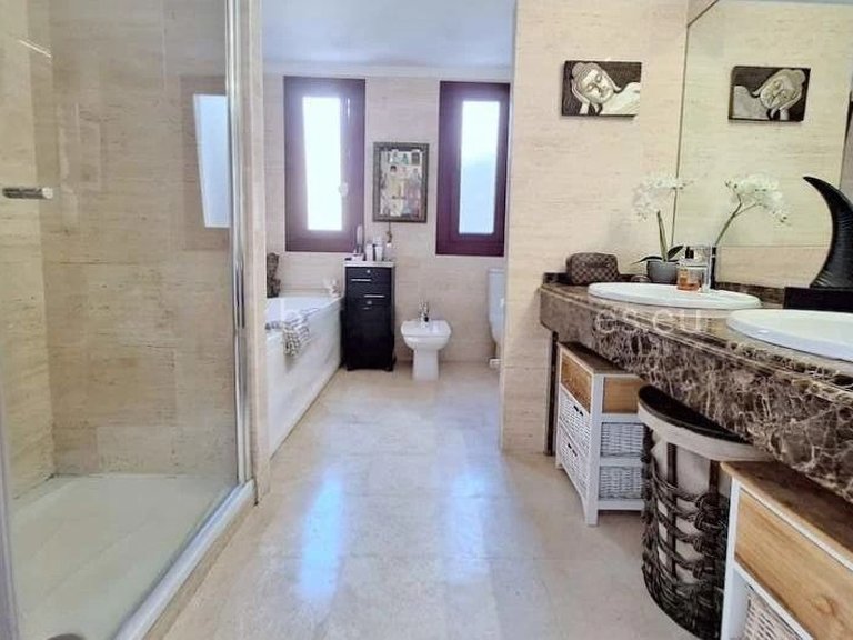 Apartment for Sale in Casares, Malaga 14