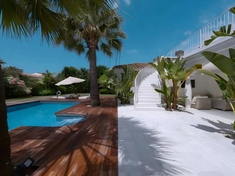 Villa for Sale in Marbella, Malaga 3