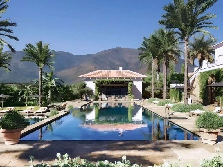 Villa for Sale in Casares, Malaga 12