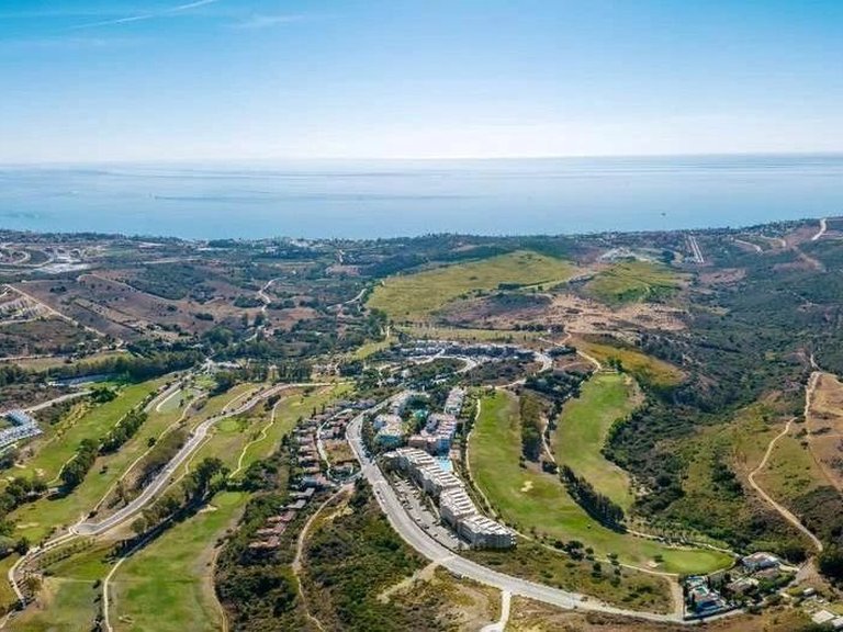 Apartment for Sale in Estepona, Malaga 11