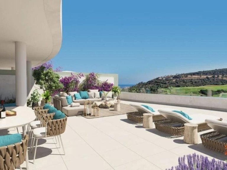 Apartment for Sale in Alcaidesa, Cadiz 1