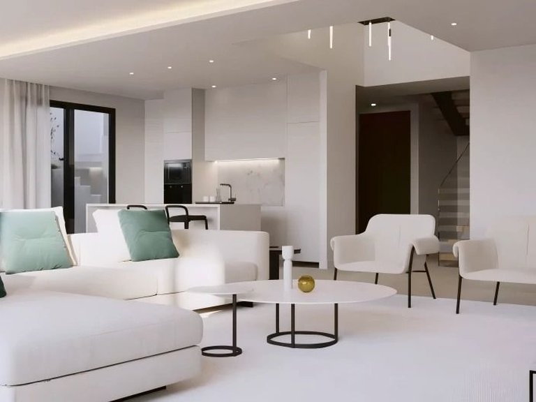 Villa for Sale in Casares, Malaga 11