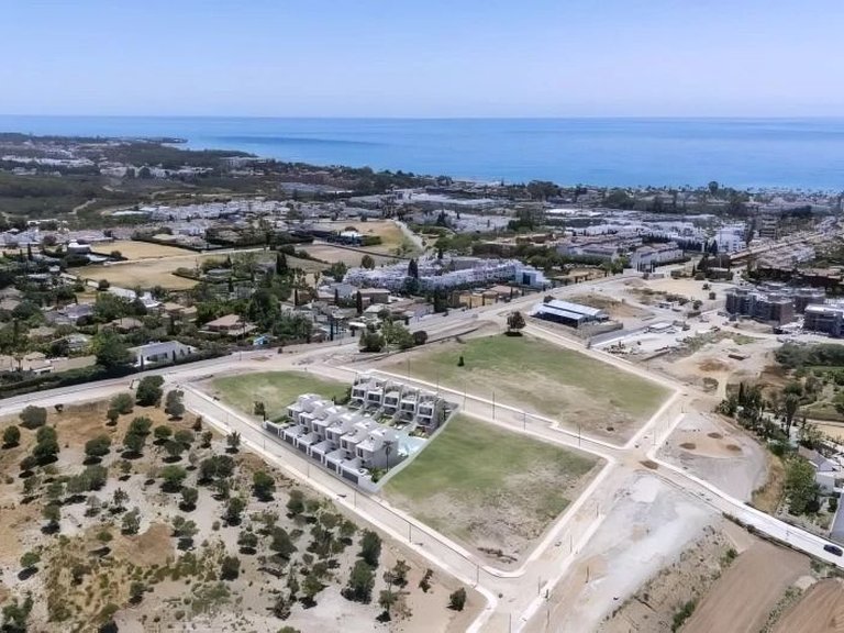 Town House for Sale in Estepona, Malaga 4