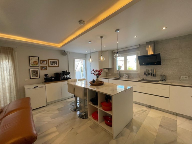Apartment for Sale in Estepona, Malaga 5