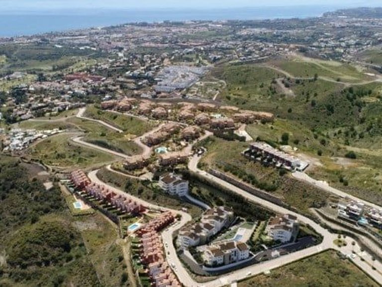 Apartment for Sale in Benahavís, Malaga 19
