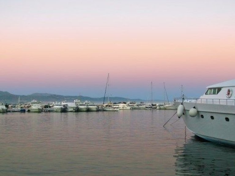 Apartment for Sale in Benahavís, Malaga 24