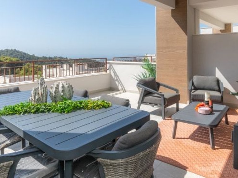 Town House for Sale in Istán, Malaga 5