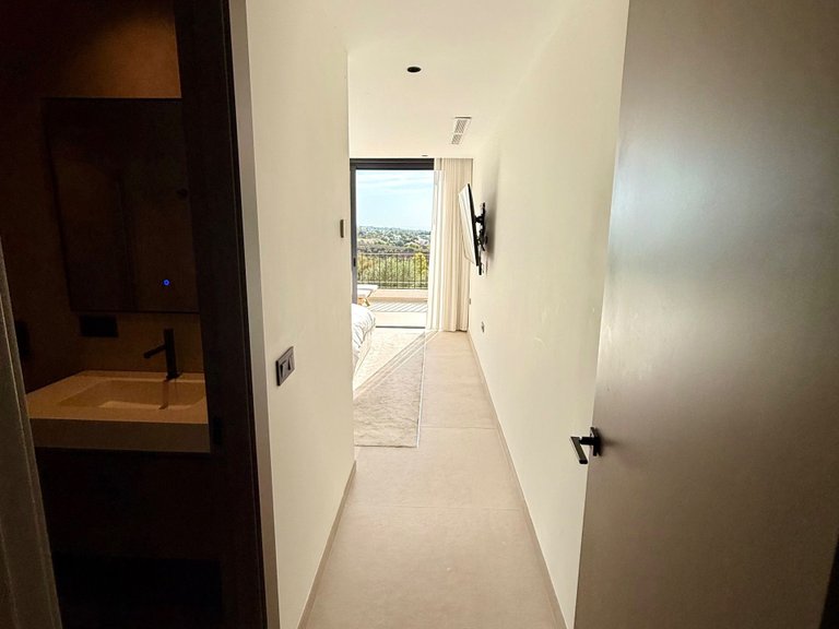 Town House for Sale in Benahavís, Malaga 17