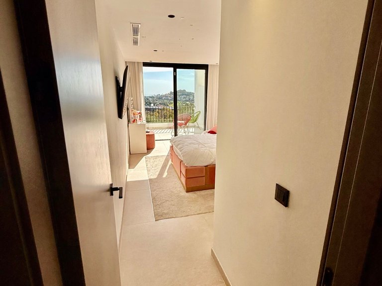 Town House for Sale in Benahavís, Malaga 22