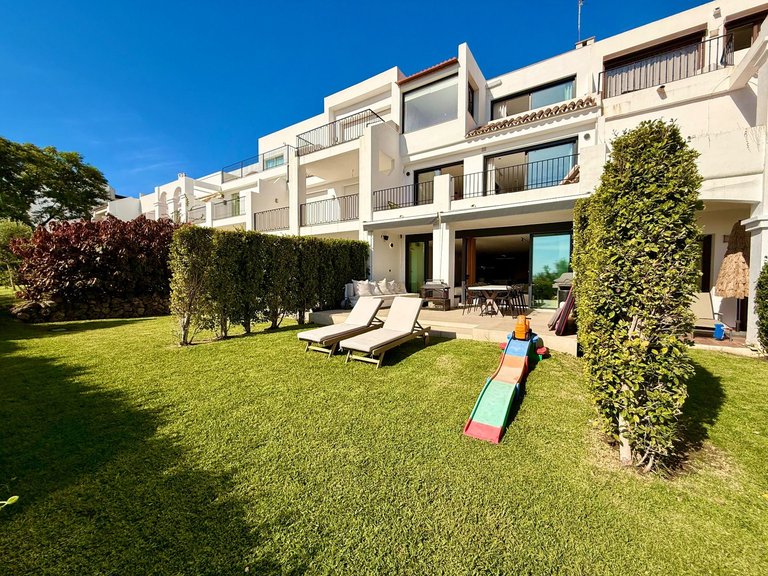 Town House for Sale in Benahavís, Malaga 9