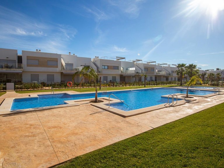 Villa for Sale in Los Montesinos, Alicante 1
