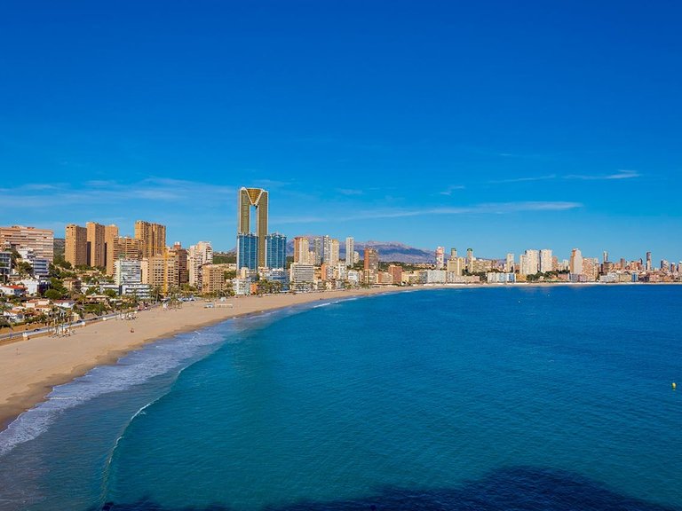 Villa for Sale in Finestrat, Alicante 16