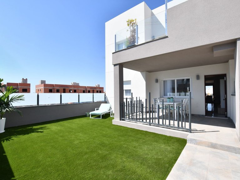Villa for Sale in San Miguel de Salinas, Alicante 5