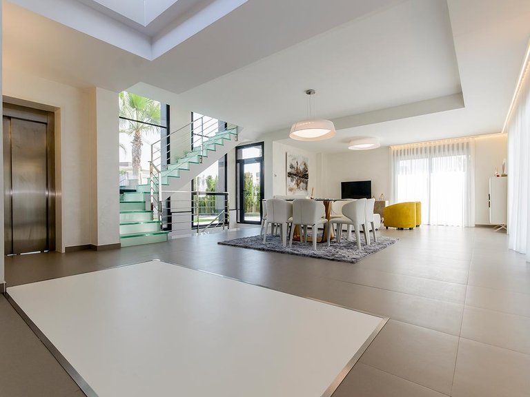 Villa for Sale in Orihuela Costa, Alicante 4