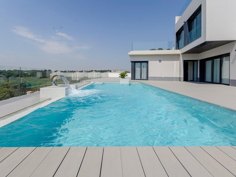 Villa for Sale in Orihuela Costa, Alicante 17