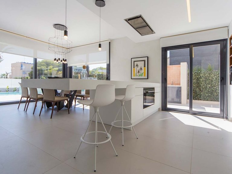 Villa for Sale in San Miguel de Salinas, Alicante 3