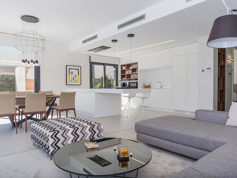 Villa for Sale in San Miguel de Salinas, Alicante 5