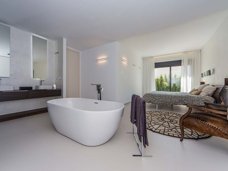 Villa for Sale in San Miguel de Salinas, Alicante 8