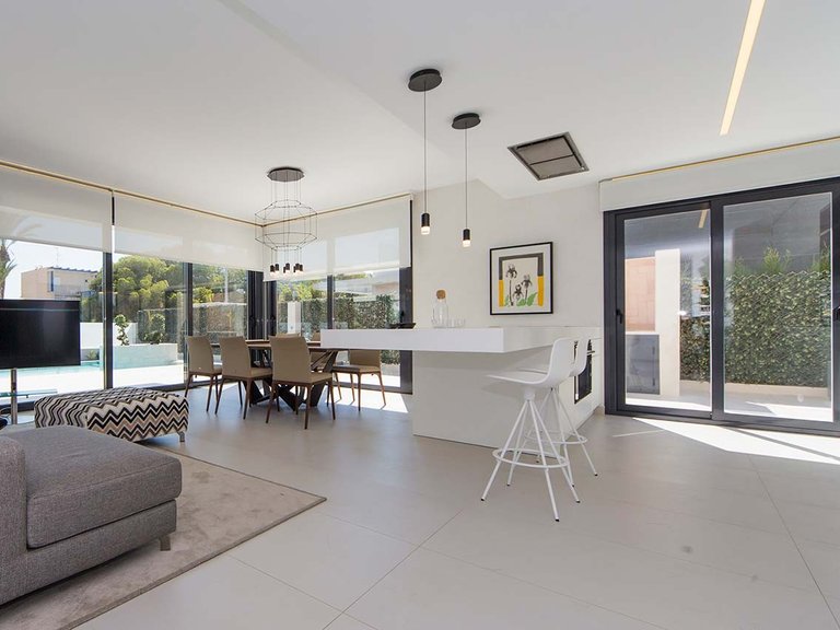 Villa for Sale in San Miguel de Salinas, Alicante 4