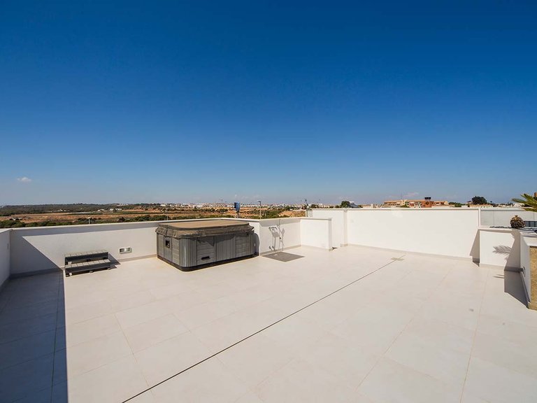 Villa for Sale in San Miguel de Salinas, Alicante 12