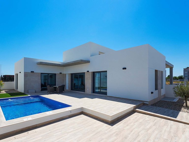Villa for Sale in Daya Nueva, Alicante 1