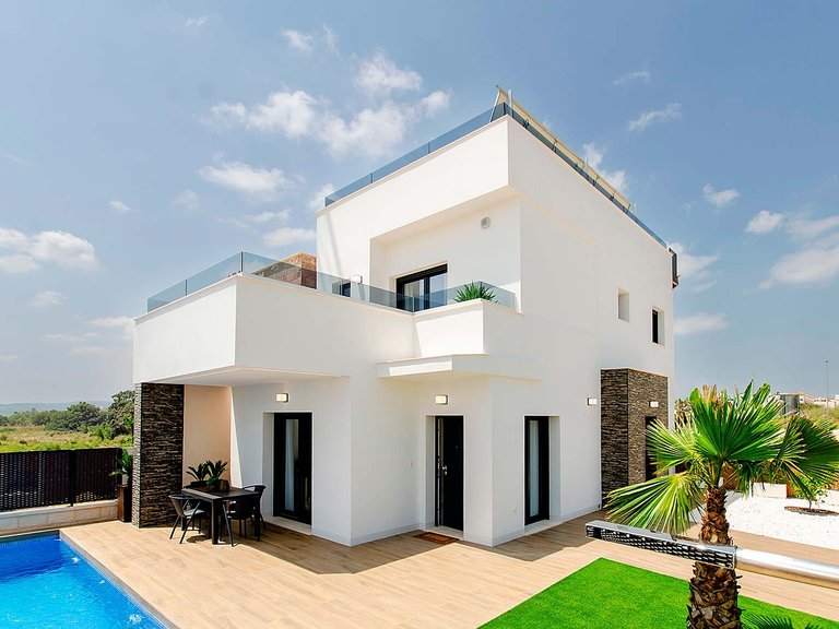 Villa for Sale in Los Montesinos, Alicante 1