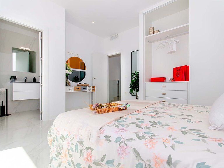 Villa for Sale in Los Montesinos, Alicante 20