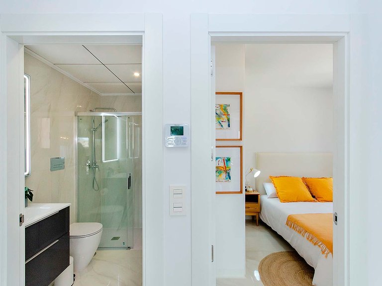 Villa for Sale in Los Montesinos, Alicante 25