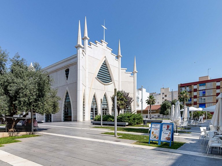 Apartment for Sale in Torrevieja, Alicante 24