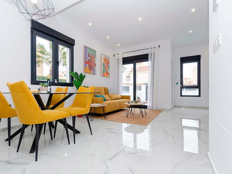 Villa for Sale in Torrevieja, Alicante 5