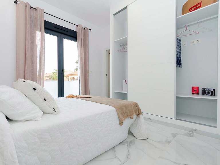 Villa for Sale in Torrevieja, Alicante 15