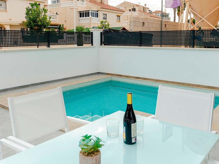 Villa for Sale in Torrevieja, Alicante 23