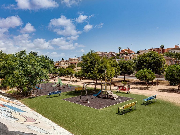 Villa for Sale in Torrevieja, Alicante 34