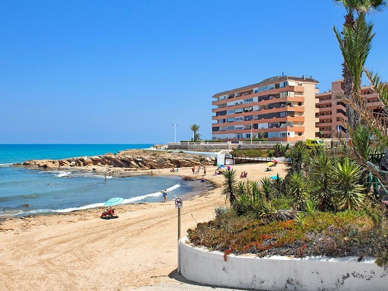 Apartment for Sale in Torrevieja, Alicante 28