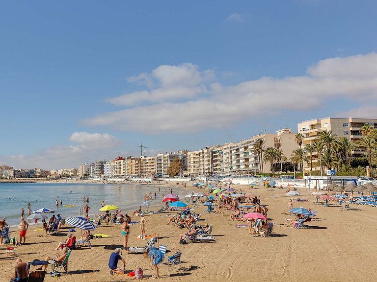 Apartment for Sale in Torrevieja, Alicante 32