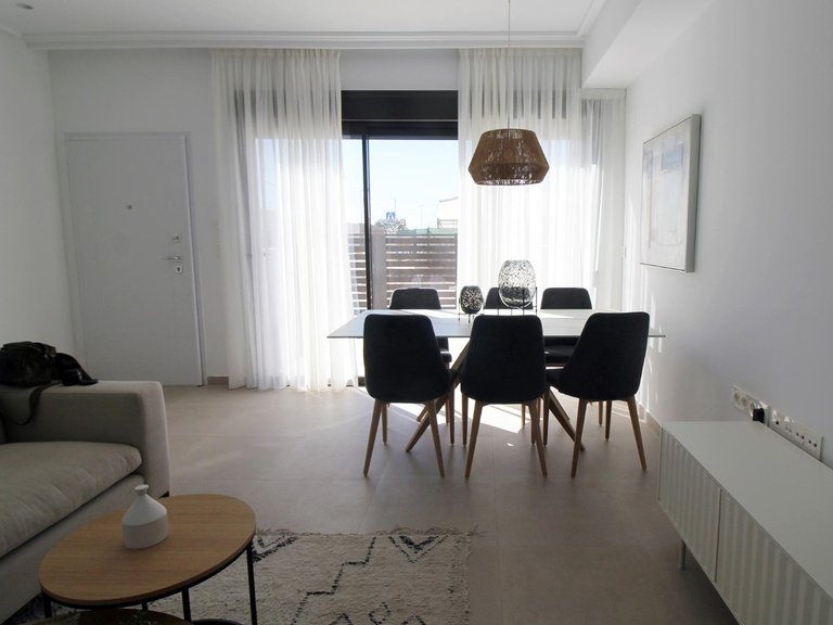 Villa for Sale in Pilar de la Horadada, Alicante 5