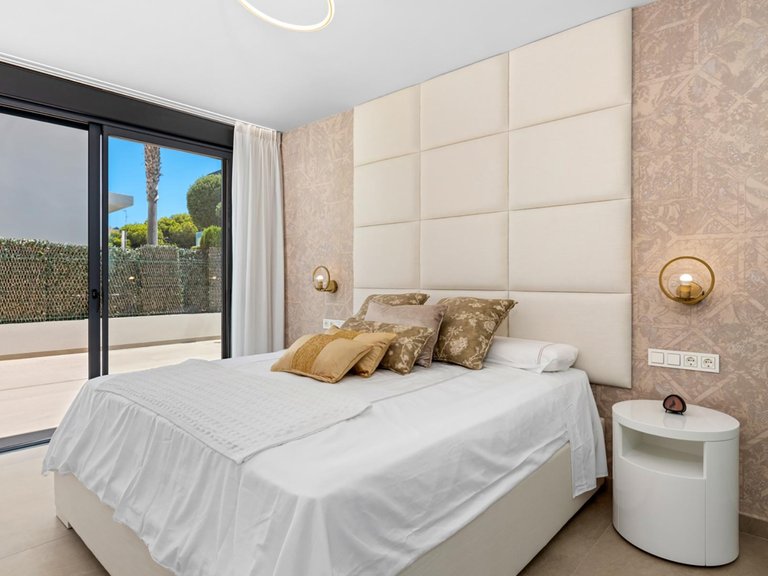 Villa for Sale in Orihuela Costa, Alicante 18