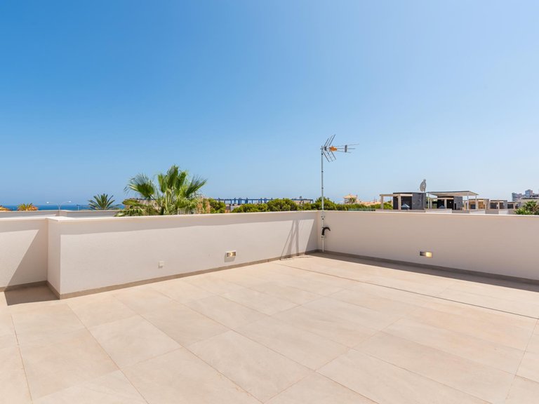 Villa for Sale in Orihuela Costa, Alicante 25