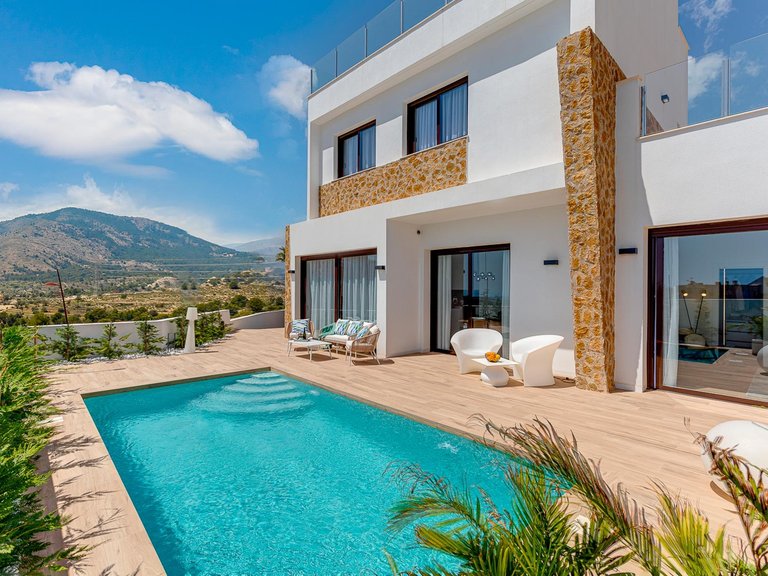 Villa for Sale in Finestrat, Alicante 1