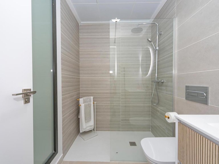 Villa for Sale in Torrevieja, Alicante 18