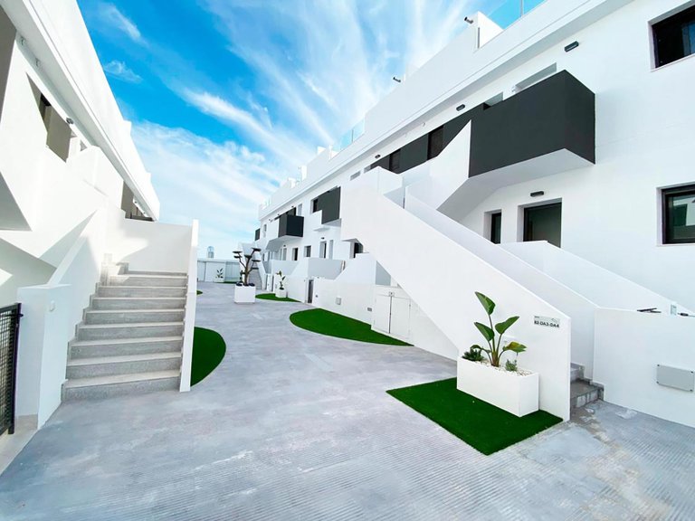 Villa for Sale in Torrevieja, Alicante 31