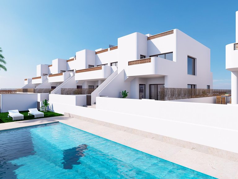Villa for Sale in Dolores, Alicante 1